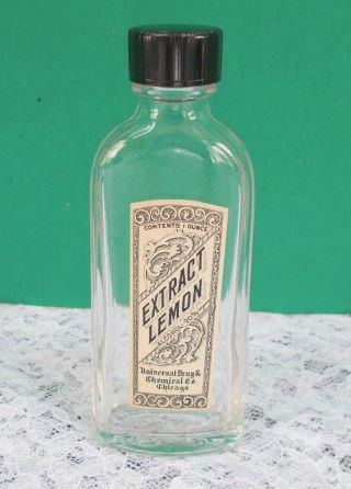 4 Vintage 1 Oz.  Lemon Extract Bottles Universal Drug & Chemical Co.  Chicago Il