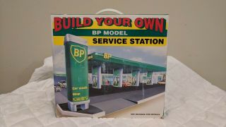 Bp Model Service Station Build Your Own Work Shop Car Wash Edition Nib