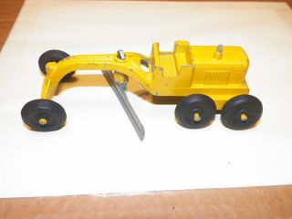Vintage Tootsie Toy Yellow Road Grader 6 " Great Toy 1950 