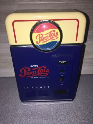 Vintage Pepsi Vending Machine Plastic Radio 2