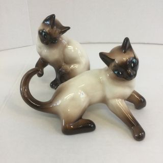 Vintage Set Of Playful Blue Eyed Ceramic Siamese Kitties Cats