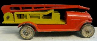 Tootsietoy 3 1/2 " 4653 Fire Watertower Truck Mfg.  1927 - 1933