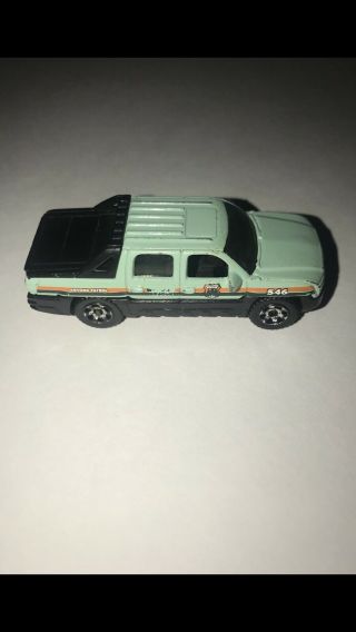 2001 Matchbox Car Chevrolet Avalanche Wildfire Rescue 1:75,  Discolor N Peeling