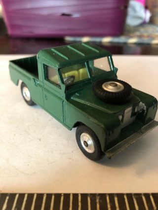 Vintage Corgi Toys Land Rover 109 W.  B.  Green