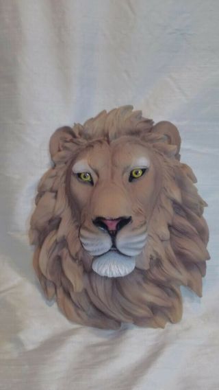 Resin Lion Wall Hanging Bust Statue