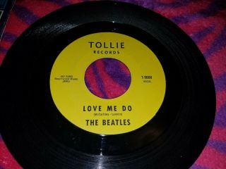 The Beatles 45 record LOVE ME DO,  Tollie 1964,  picture sleeve,  yellow label 4