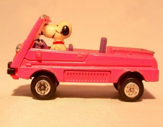 Vintage 1958 Snoopy Pink Car Aviva United Feature Syndicate Diecast Model Toy