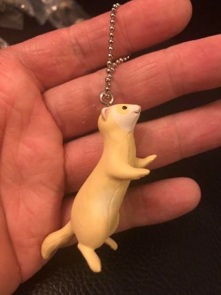 Japan White Ferret Pet Animal Pvc Mini Figurine Figure Keychain B