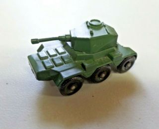 Vintage Lesney Matchbox Saladin Armoured Car 6x6 No.  67 Army Green 1:64