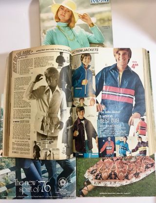 4 Vintage Montgomery Ward Catalogs 1973 - 1974 - 1976 Bicentennial Edition - 1978 3