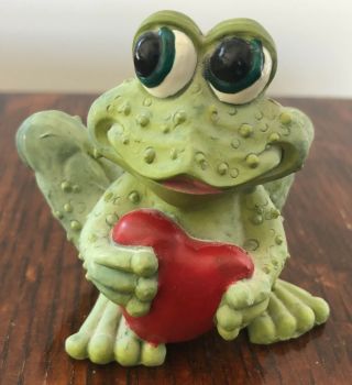 Vintage Frog Holding A Heart Figurine - 2.  5 " Tall