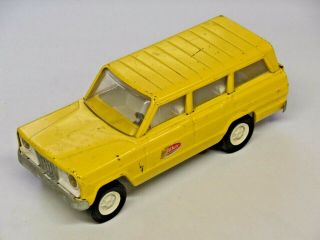 Vintage Tonka Jeep Wagoneer Pressed Steel Toy Truck Yellow 9 " Long