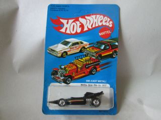 1981 Hot Wheels 1 Malibu Grand Prix 9037 (black Formula One Race Car 1:64)