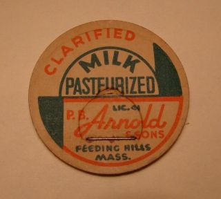 P.  B.  Arnold & Sons Feeding Mills,  Mass.  Ma.  Clarified 1 5/8s Milk Bottle Cap