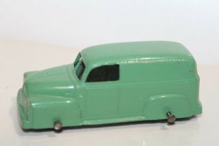 Tootsietoy Green Closed Fendered 1950 Chevrolet Panel Delivery Truck