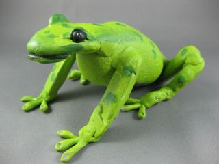 Miniature Sculpture Of A Green Frog Handcrafted Of River Stones Artist Signed