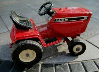 Cub Cadet Model 682 Toy Garden Tractor,  1/16 Scale 1980