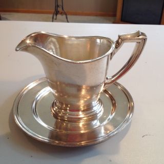 Vintage International Silver Co Silver Soldered Creamer 8 Oz.  With Tray