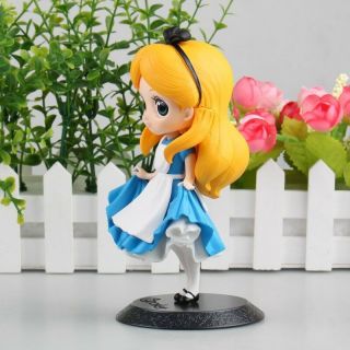 Q posket Characters girl Princess Alice PVC figure 4