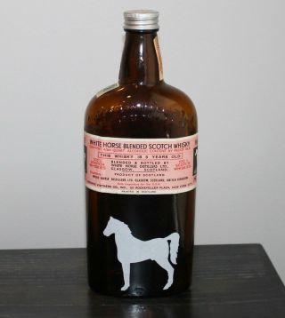 1945 White Horse Cellar Blended Scotch Whiskey Brown Glass Bottle 4/5 Quart vtg 2