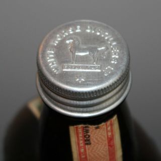 1945 White Horse Cellar Blended Scotch Whiskey Brown Glass Bottle 4/5 Quart vtg 4