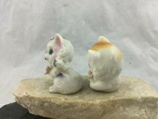 Vintage Pair 2 Small Ceramic Porcelain Playful Cat Kitten Figurines Japan 3