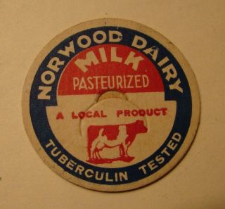 Norwood Dairy Farm Norwood,  Mass.  Ma.  1 5/8s Full Cow Milk Bottle Cap