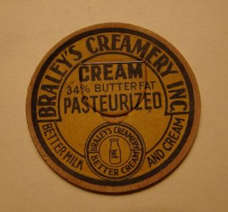 Braleys Creamery Inc.  Farms,  Dairy Bedford,  Mass.  Ma.  1 5/8s Milk Bottle Cap