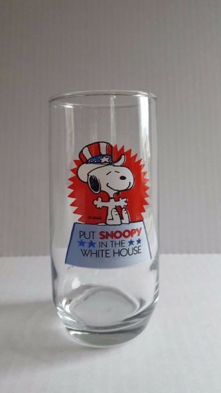 Put Snoopy In The White House Glass