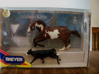 Breyer 3354 Wahoo King And Calf Gift Set,  1998