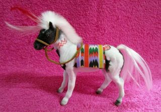 Flocked Black & White Indian War Paint Horse With Feather & Blanket 5 "