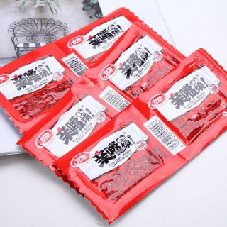 Chinese Specialty Snack (wei Long) Latiao Spicy Food Gluten 红烧牛肉味 13g 100pcs