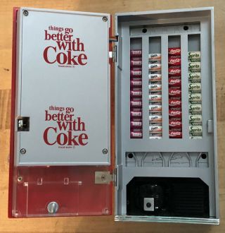 1996 Rare Vintage Coca - Cola Die Cast Metal Vending Machine Musical Bank 2