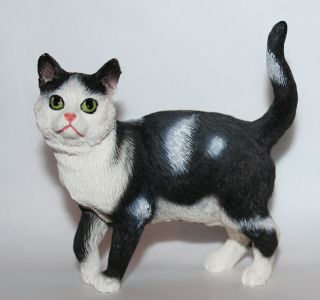 Black & White Cat Standing Hand Painted Canine Collectable Figurine Statue