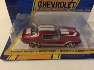 Hot Wheels - Custom Design 1:43 Scale - ' 70 Chevrolet Camaro - Red 3
