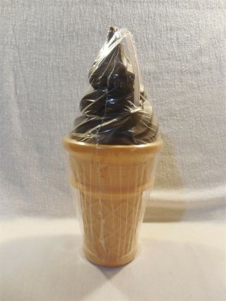 Safe - T Cup Chocolate Swirl Ice Cream Cone Blow Mold Plastic Drink Cup Mip