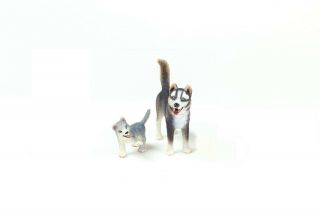 2007 Schleich Husky Family Dogs Male And Pup - Pup Retired