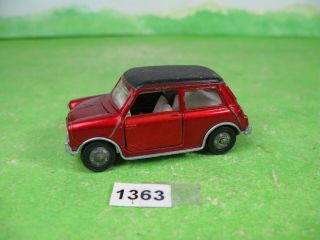 Vintage Dinky Toys Diecast Model Car 183 Morris Mini Minor 1363
