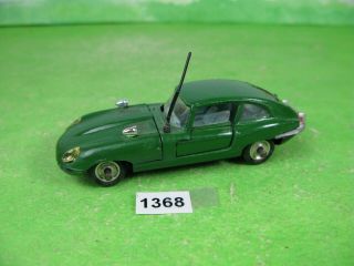 Vintage Dinky Toys Diecast Model Car 131 Jaguar E Type Repaint 1368