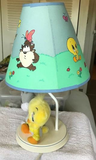 Vintage Baby Looney Tunes Lamp Plush Buggs Bunny and Tweety. 7