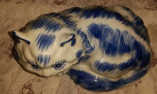 Vintage Blue and White Ceramic Porcelain Cat Figurine Hand Painted 4