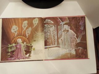 The Story and Song from Disney ' s The Haunted Mansion ST - 3947 7