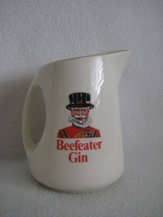 Vintage Beefeater Dry Gin London Martini Pitcher Pub Jug Wade England