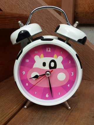 Mooing Cow Alarm Clock Pink Face Battery Operated Country Holstein Nightstand