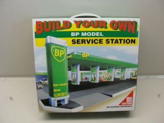 1995 Build Your Own Bp Model Service Station Gas Station
