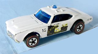 1969 Mattel Hot Wheels Redline Highway Patrol White W Blue Light No.  12 Radar