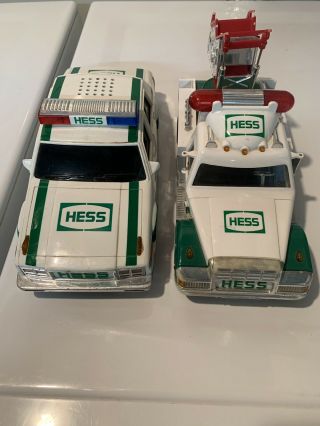 Vintage Hess Gasoline Police Cops Patrol Car Toy And Tow Truck Toy