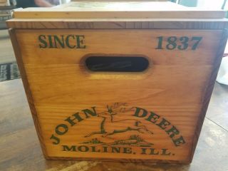 John Deere Wood Checker Box Crate with Checkers in Felt Bag Made in USA Gamer 3