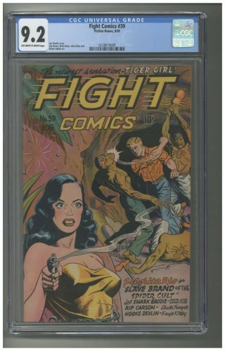 Fight Comics 39 Cgc 9.  2 Ow/wp Gga Headlights Cover