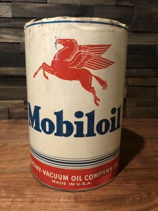 Vintage Mobil Oil 5 Quart Metal Motor Oil Can Pegasus Socony - Vacuum